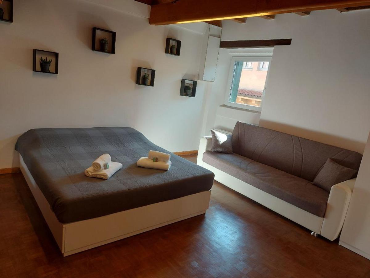 Appartamento Verona Centro Domm Zewnętrze zdjęcie